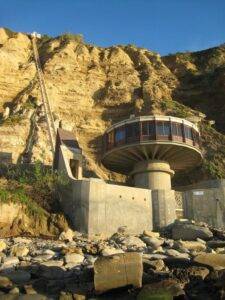 mushroom house, unique homes