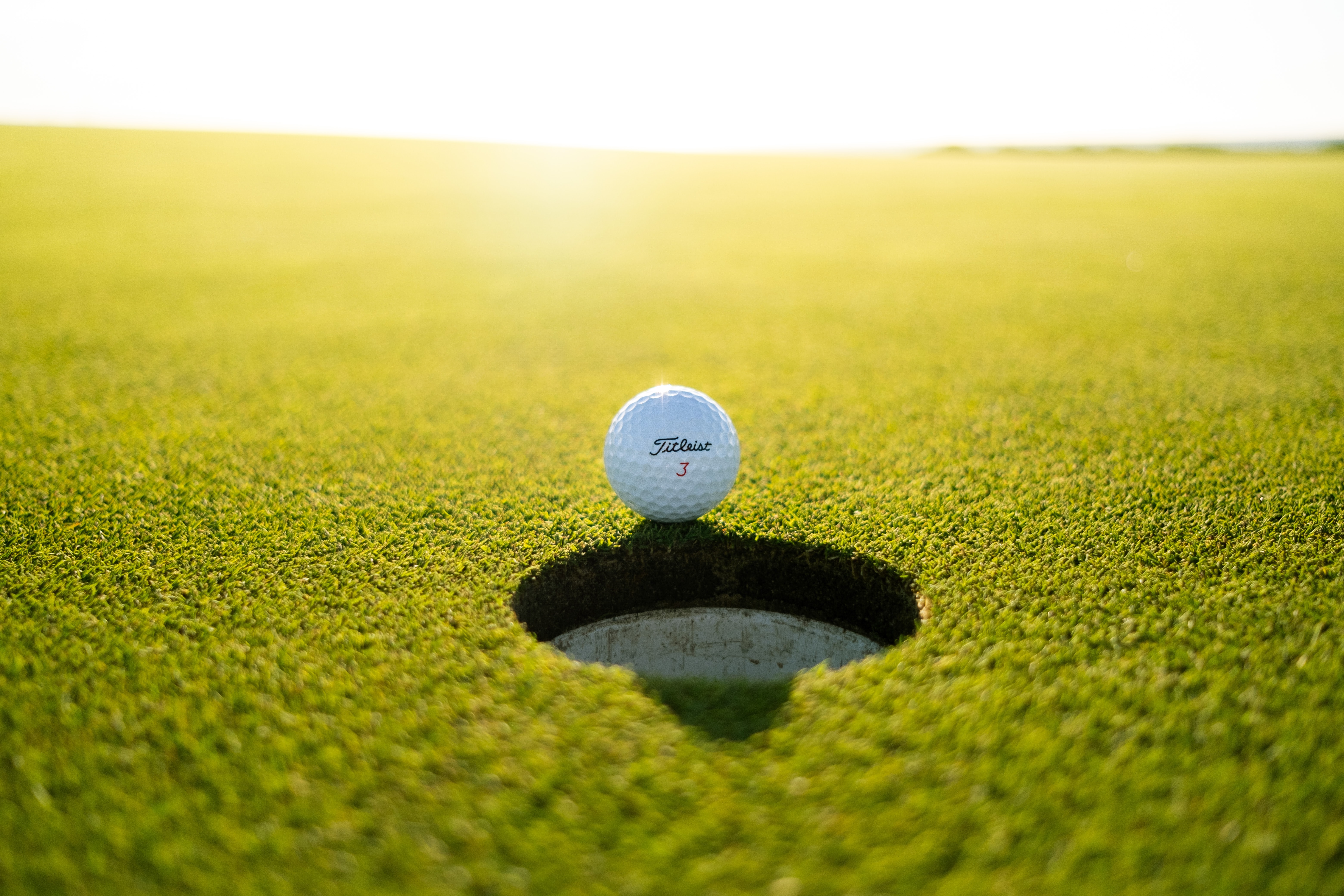 Explore the top 3 golf courses in Newport Beach