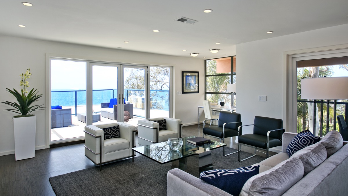 Stavros Group - Laguna Beach Real Estate - 2442 S Coast Hwy - web - 06
