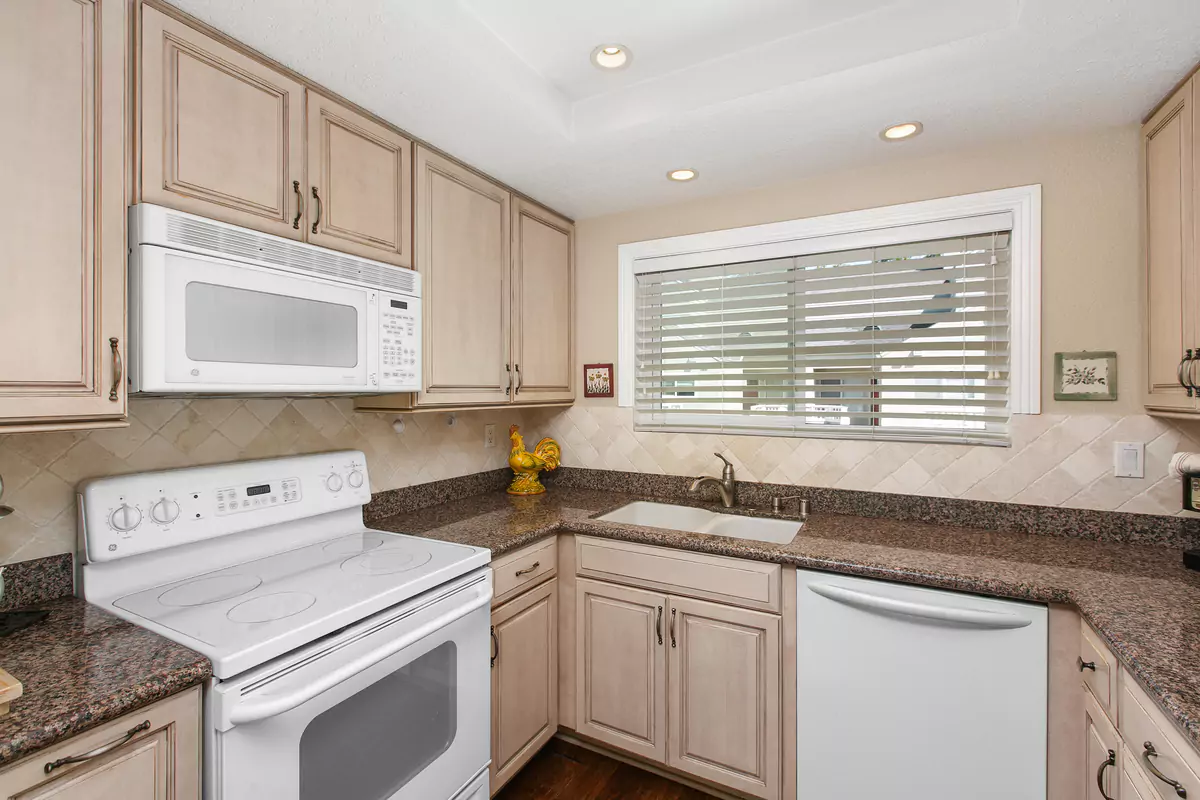 12 Stoneglen 78 11