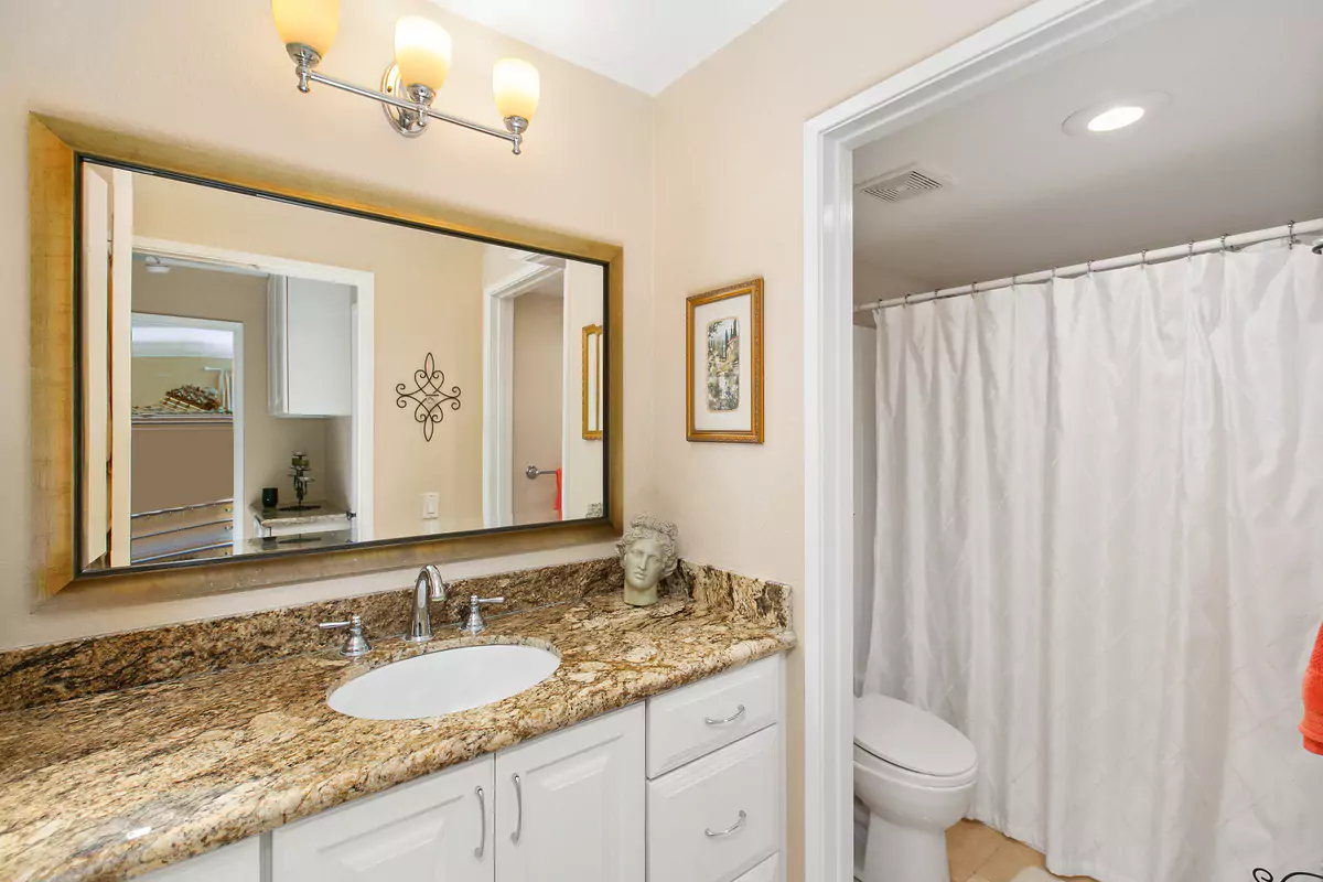 12 Stoneglen 78 15