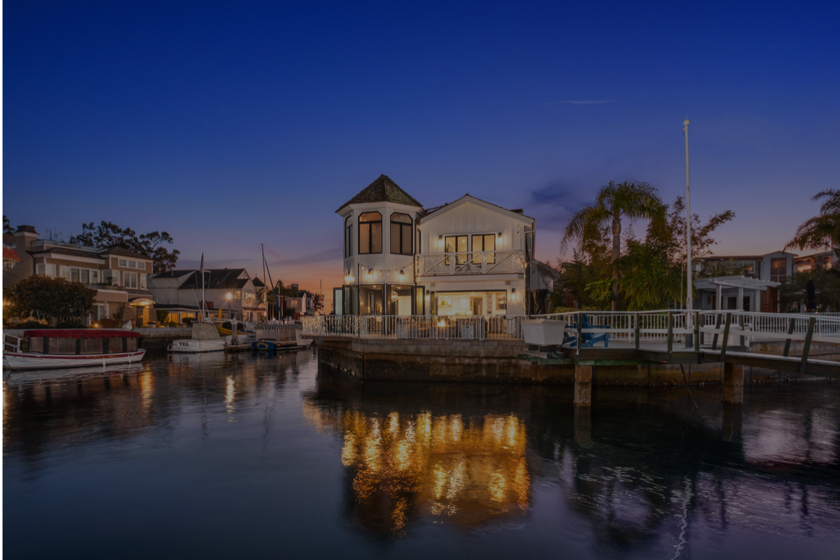 Balboa Island real estate offers stunning waterfront views and a coveted coastal lifestyle.