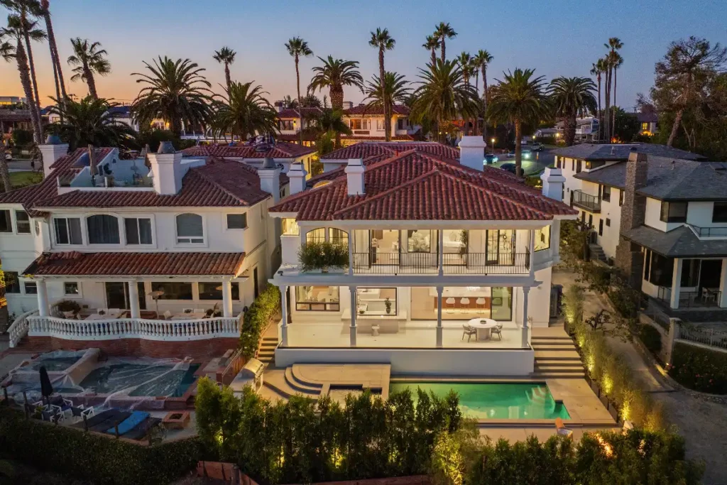 Stavros Group Top Newport Beach Realtor 2915 Cliff Dr web 02