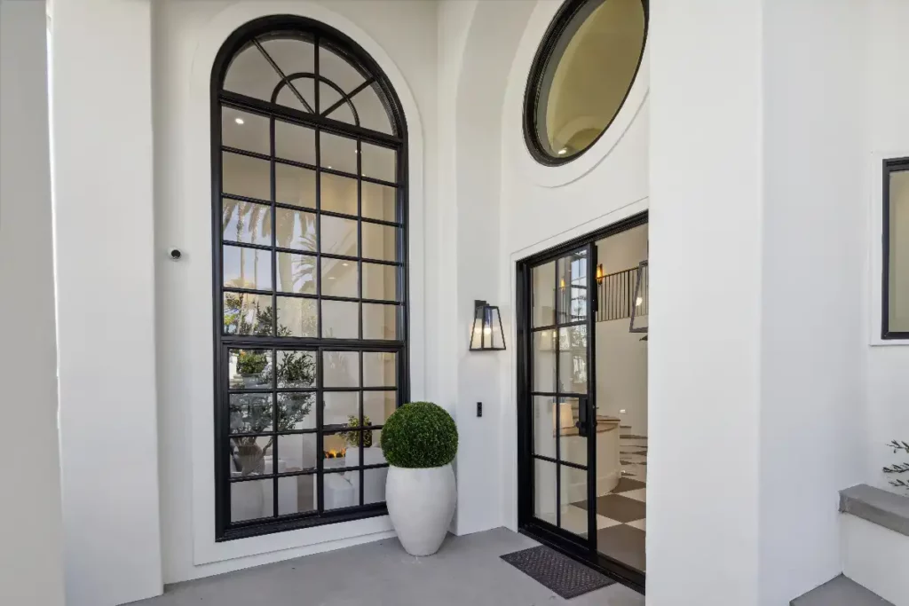 Stavros Group Top Newport Beach Realtor 2915 Cliff Dr web 08