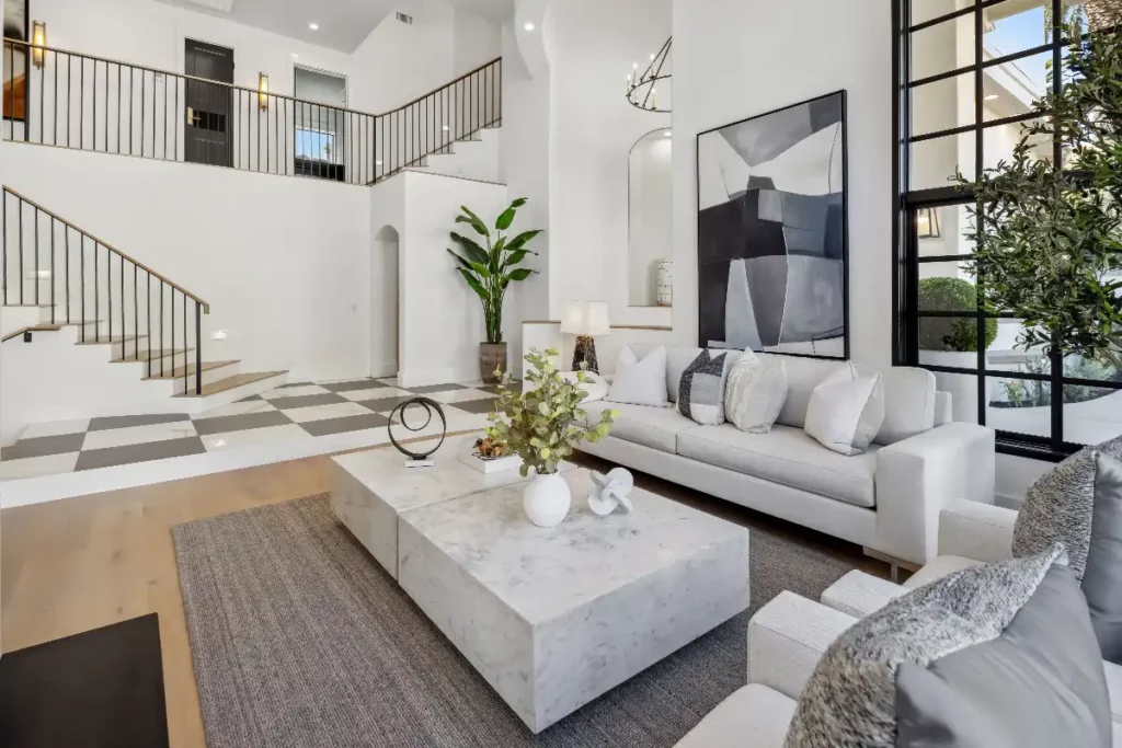 Stavros Group Top Newport Beach Realtor 2915 Cliff Dr web 12