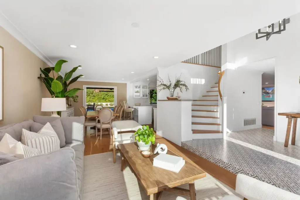 Stavros Group Top Laguna Hills Realtor 25831 Pecos Rd web 07
