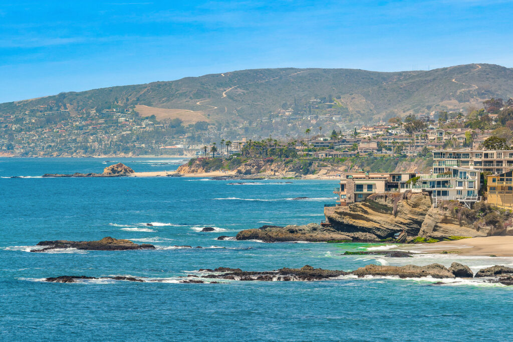 Laguna Beach cliffs and beaches with luxury homes above