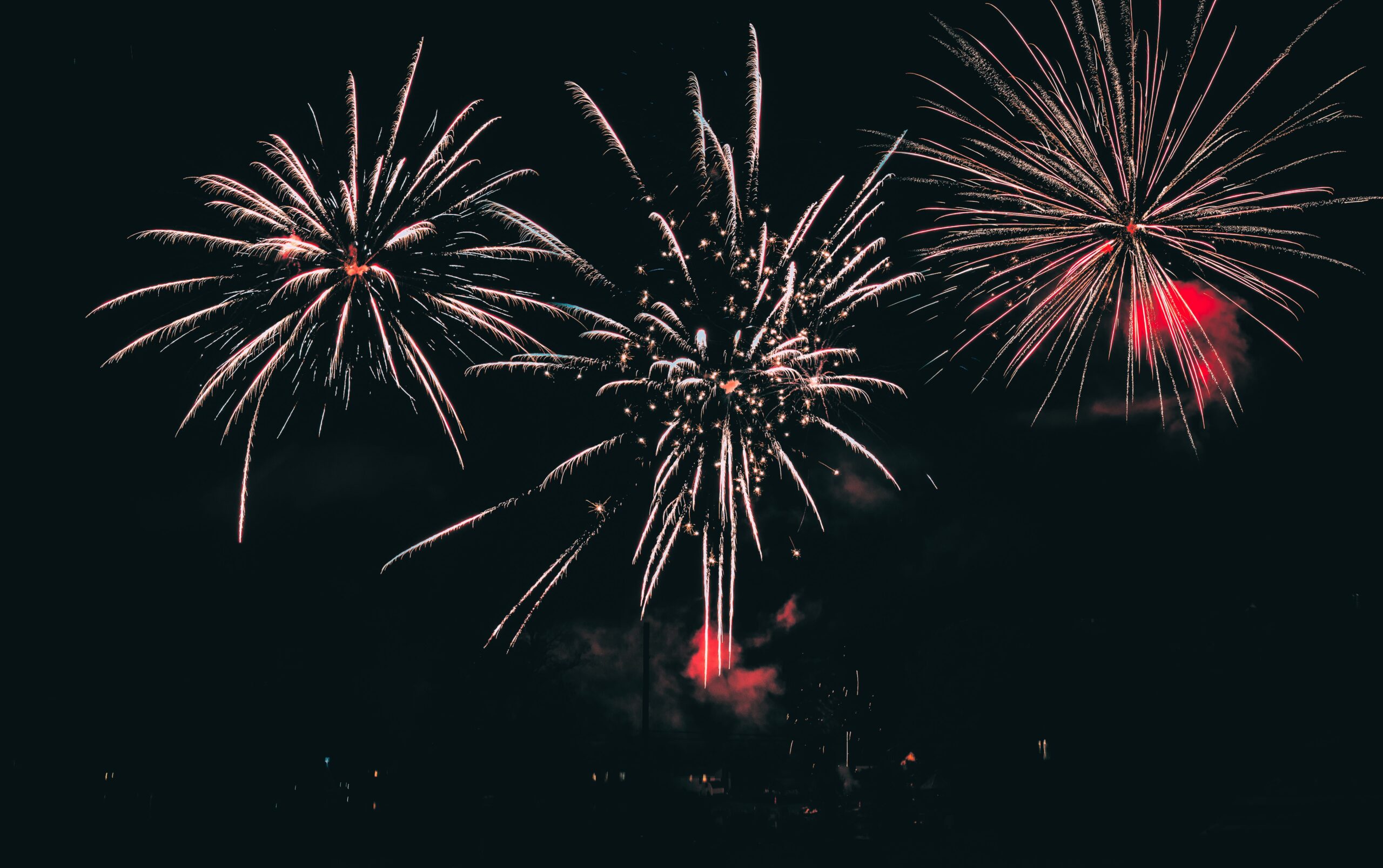 Fireworks display for the Fourth of July in coastal Orange County with the best Realtors in Newport Beach, Laguna Beach, Dana Point, Andy Stavros Group top luxury real estate agents