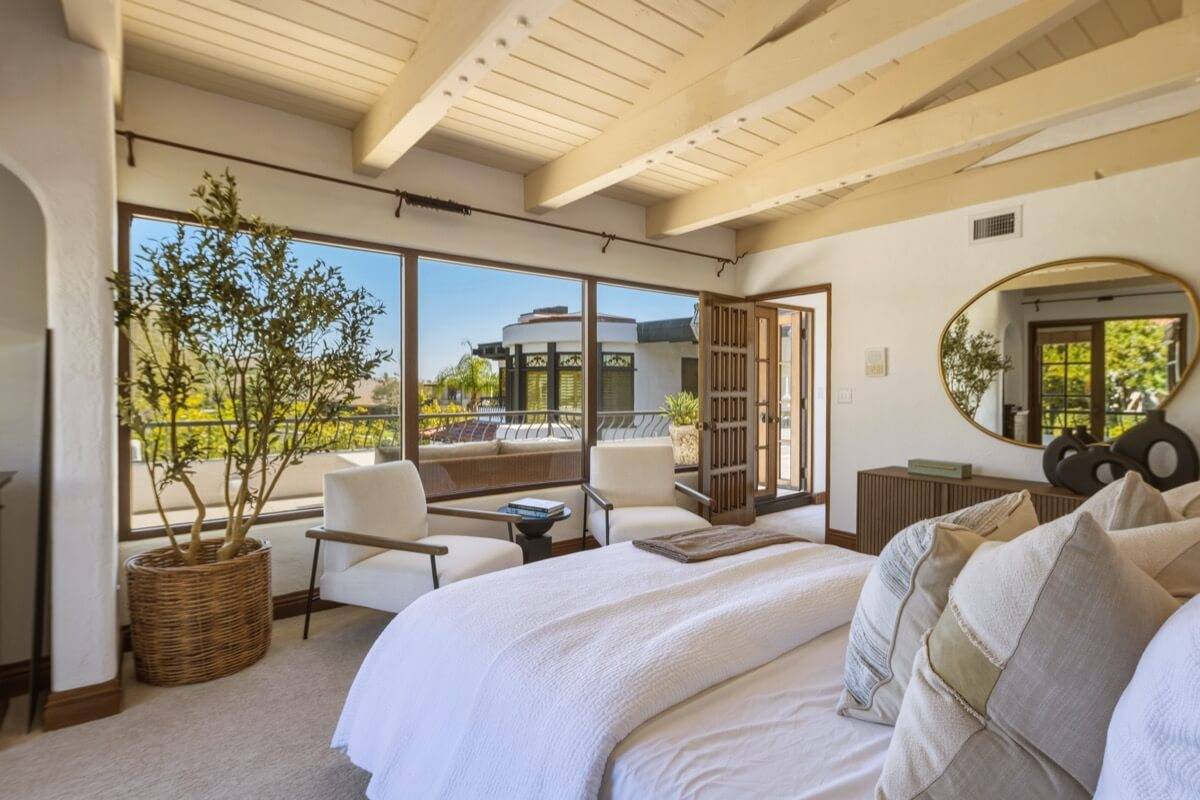 Stavros Group Top Newport Beach Realtor 31