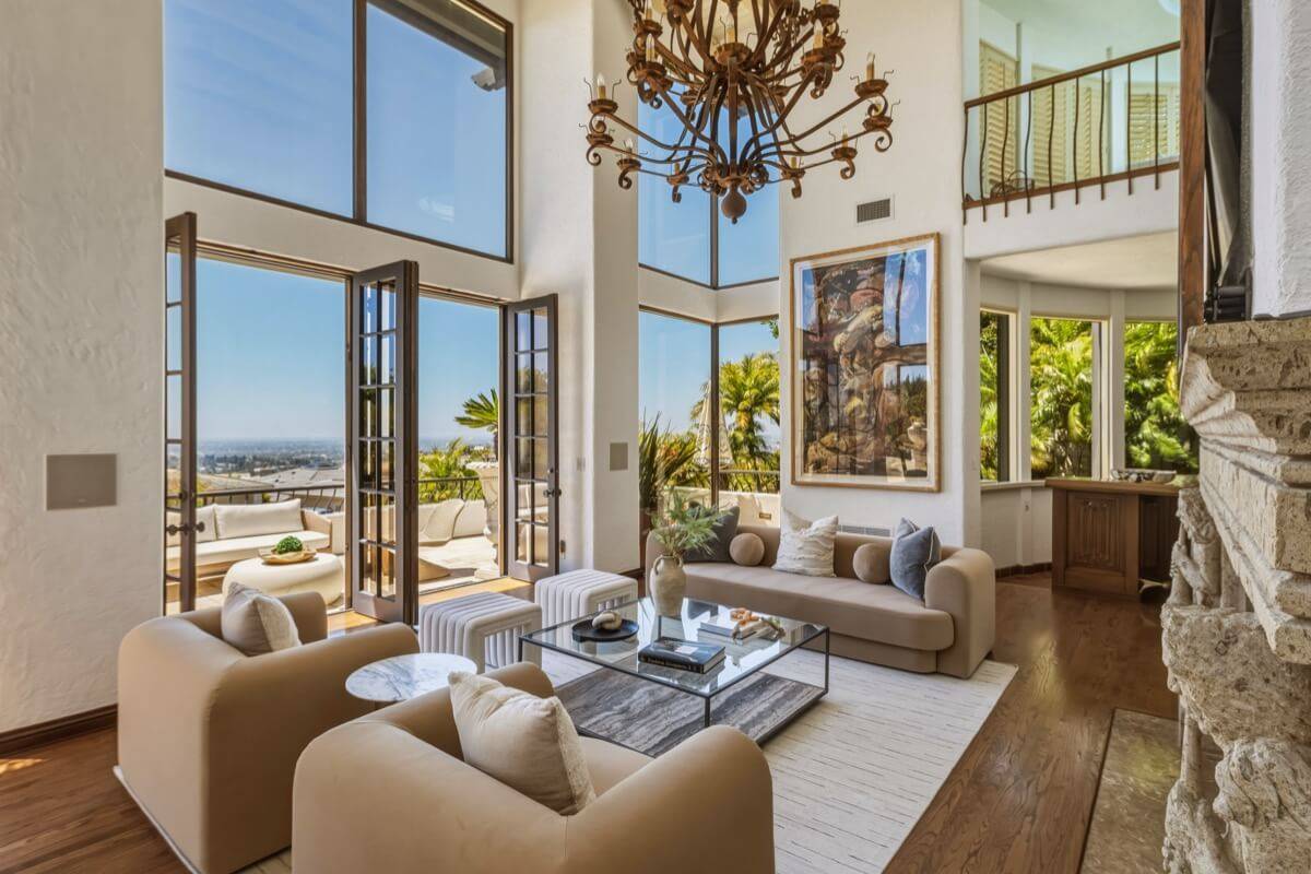 Stavros Group Top Newport Beach Realtor 08