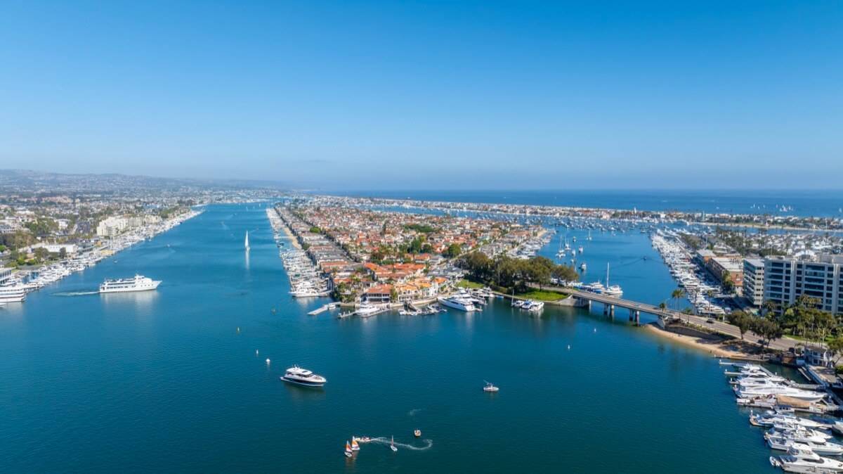 Stavros Group Top Newport BeaStavros Group Top Newport Beach Realtor 3121 West Coast Hwy #5D 32