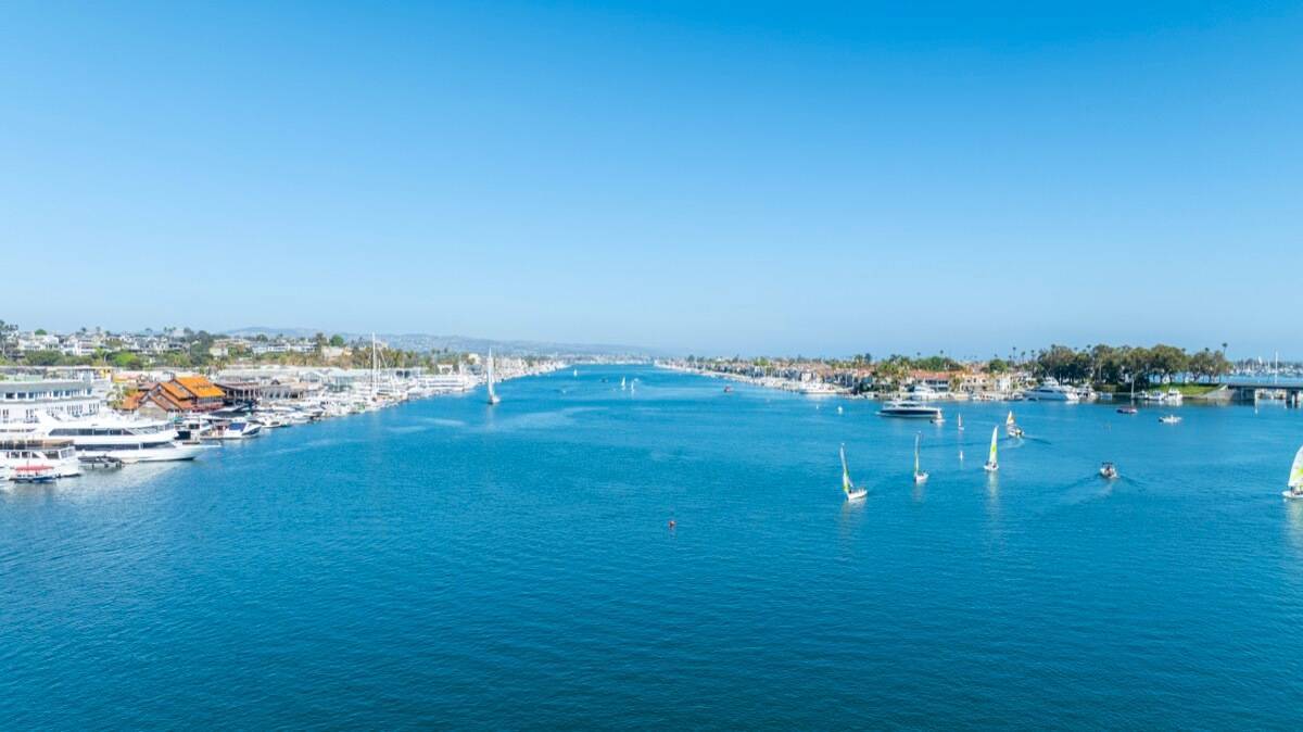 Stavros Group Top Newport BeaStavros Group Top Newport Beach Realtor 3121 West Coast Hwy #5D 34