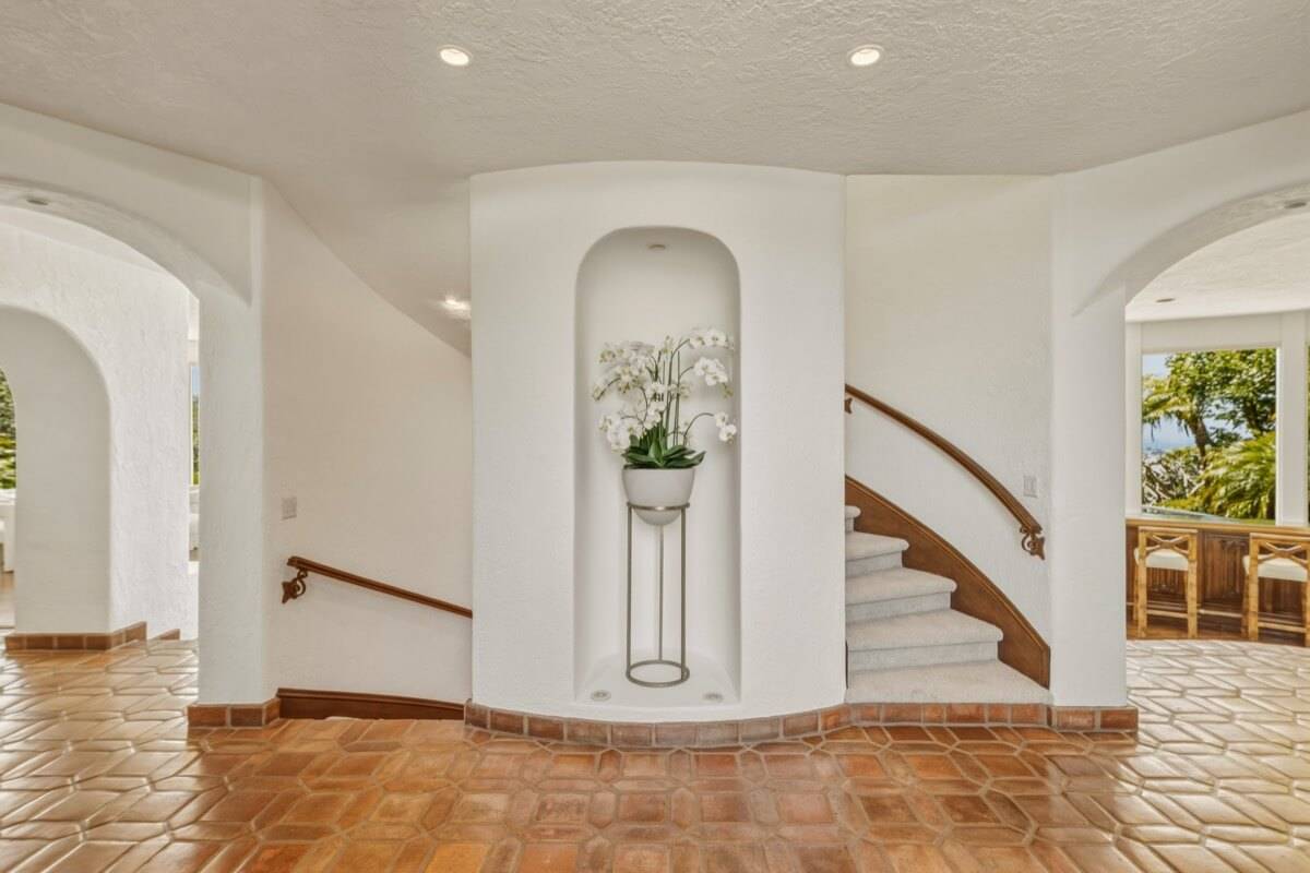 Stavros Group Top Newport Beach Realtor 22