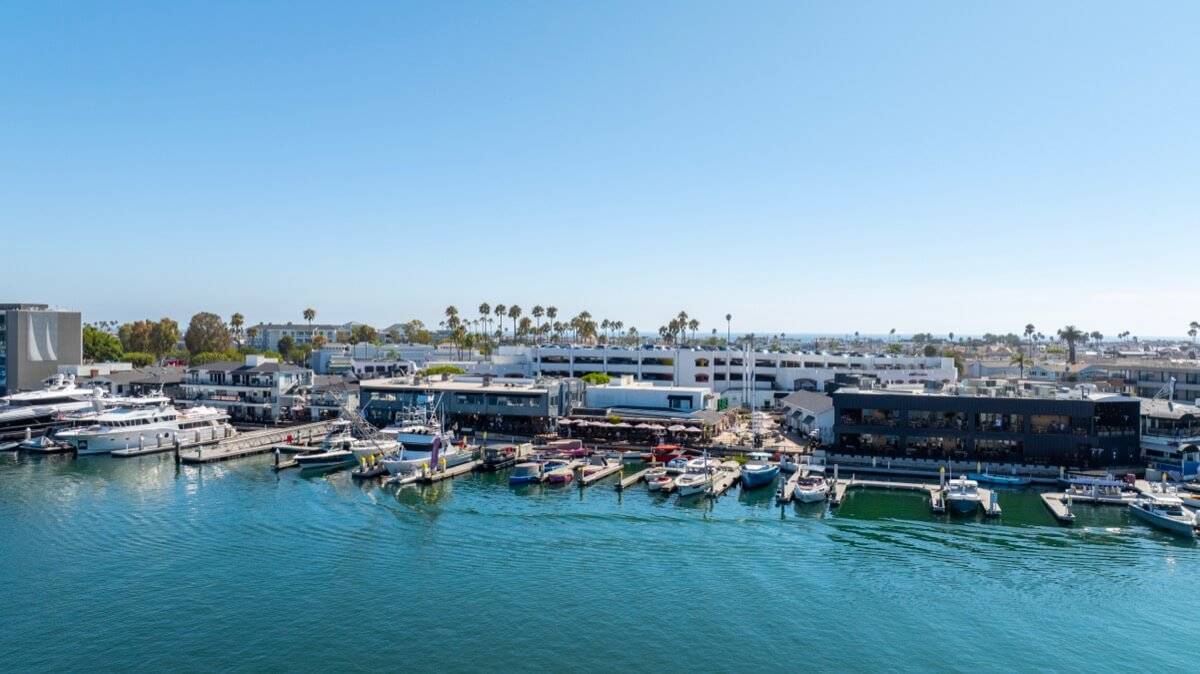 Stavros Group Top Newport BeaStavros Group Top Newport Beach Realtor 3121 West Coast Hwy #5D 33