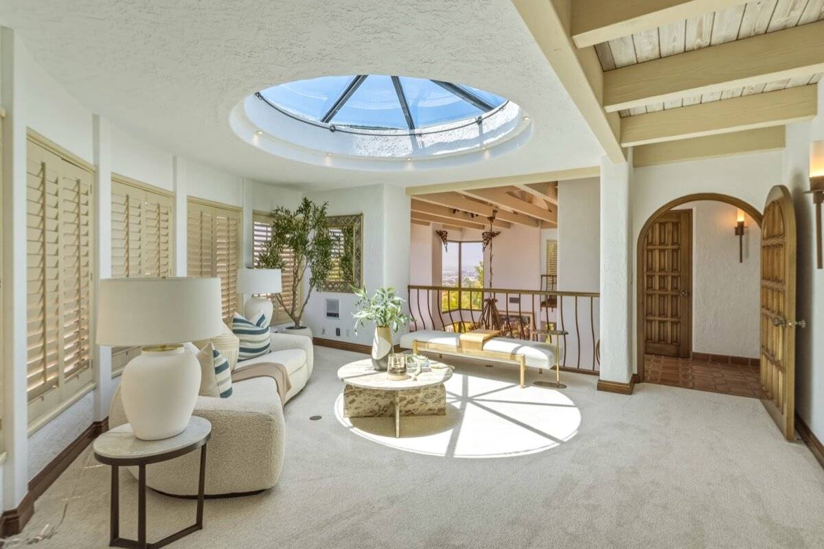 Stavros Group Top Newport Beach Realtor 27