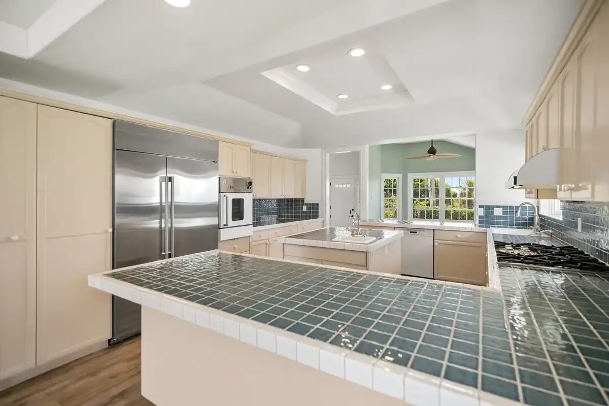 Stavros Group Top San Clemente Realtor 303 Avenida Salvador web 11