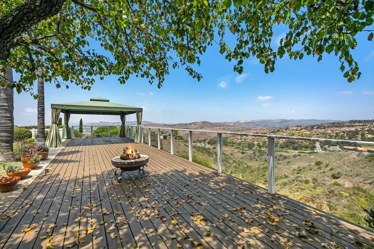 Stavros Group Top San Clemente Realtor 303 Avenida Salvador web 01