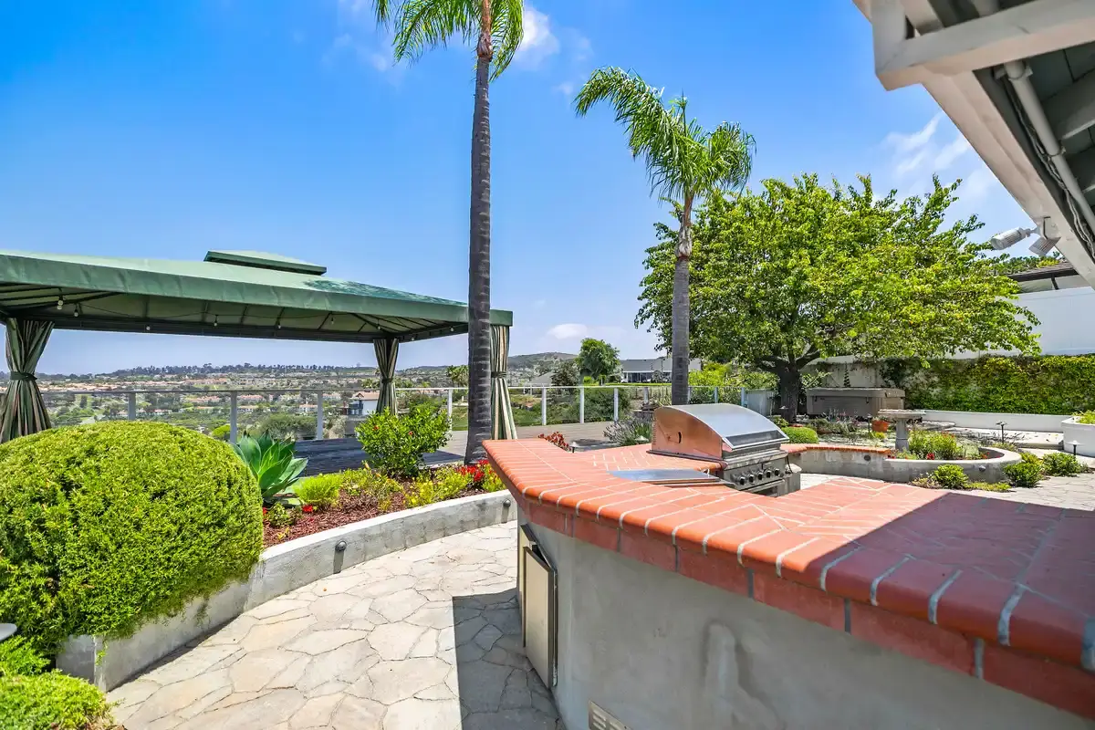 Stavros Group Top San Clemente Realtor 303 Avenida Salvador web 20