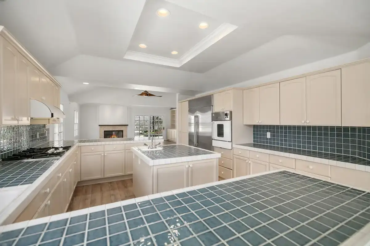 Stavros Group Top San Clemente Realtor 303 Avenida Salvador web 13
