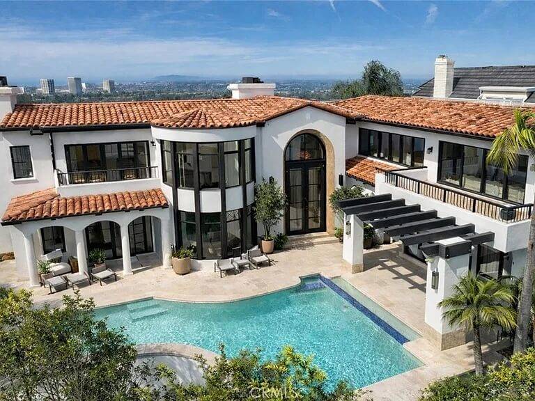 Stavros Group Top Newport Beach Realtor 2 Trafalgar Coming Soon