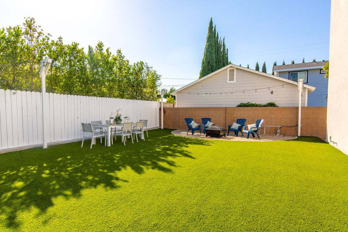Stavros Group Top Costa Mesa Realtor 333 Mesa Dr 37