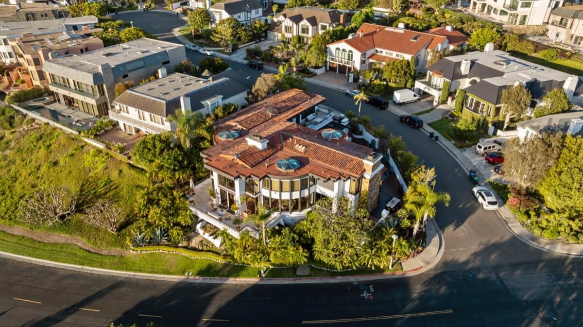 Stavros Group Top Newport Beach Realtor 36