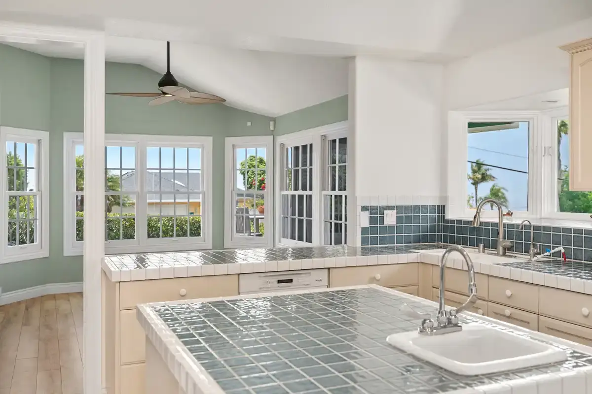 Stavros Group Top San Clemente Realtor 303 Avenida Salvador web 09