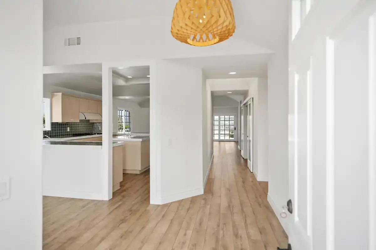 Stavros Group Top San Clemente Realtor 303 Avenida Salvador web 06